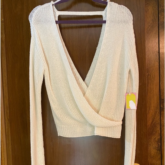 Forever 21 Deep V-Neck sweater - Picture 3 of 8